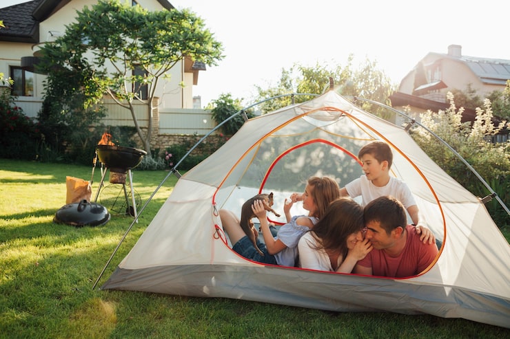 https://hilltopcamplembang.com/tempat-camping-di-lembang-bandung-murah/